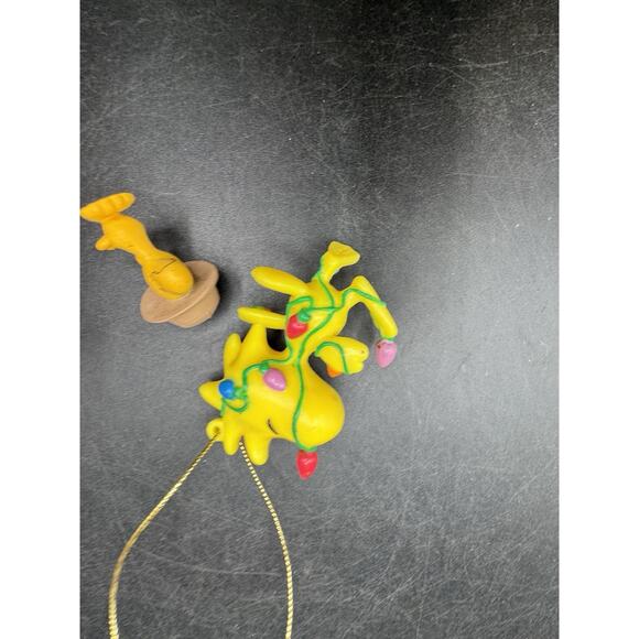 2 Peanuts Woodstock bird Ornaments Tangled in Christmas Lights & Safari -T22 - Picture 3 of 7